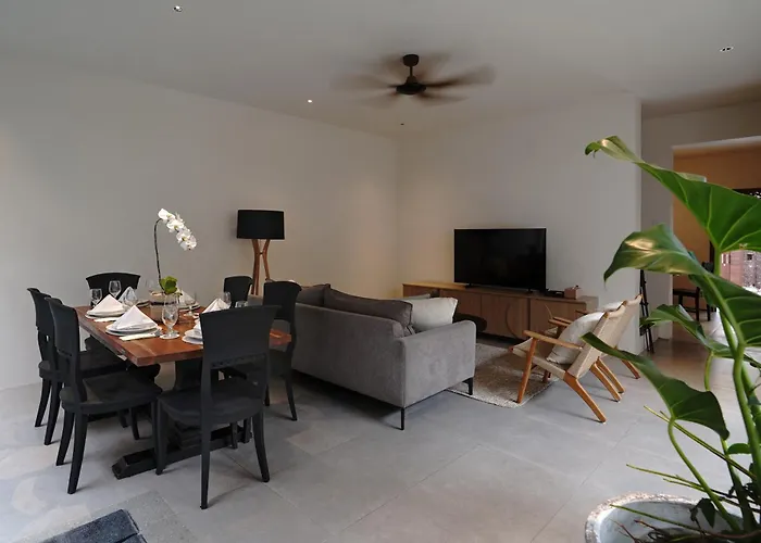 Cleo Padma Legian Villa