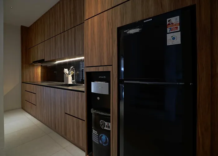 Cleo Padma Legian Villa