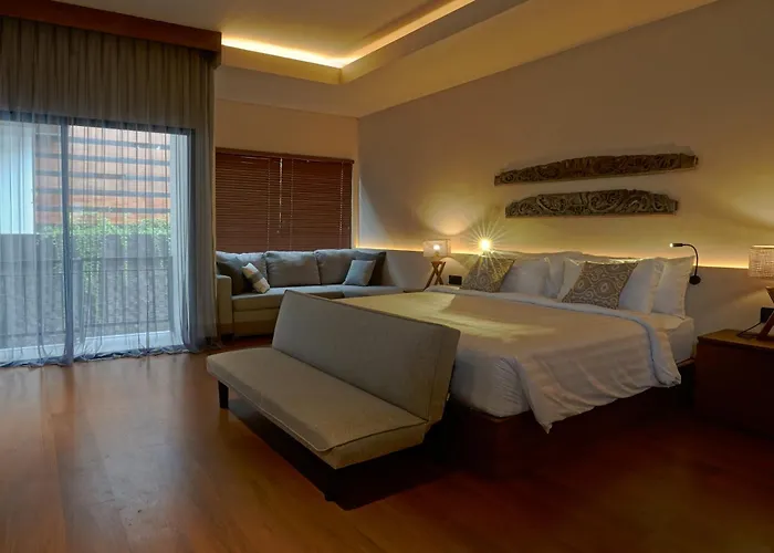 Cleo Padma Legian Villa